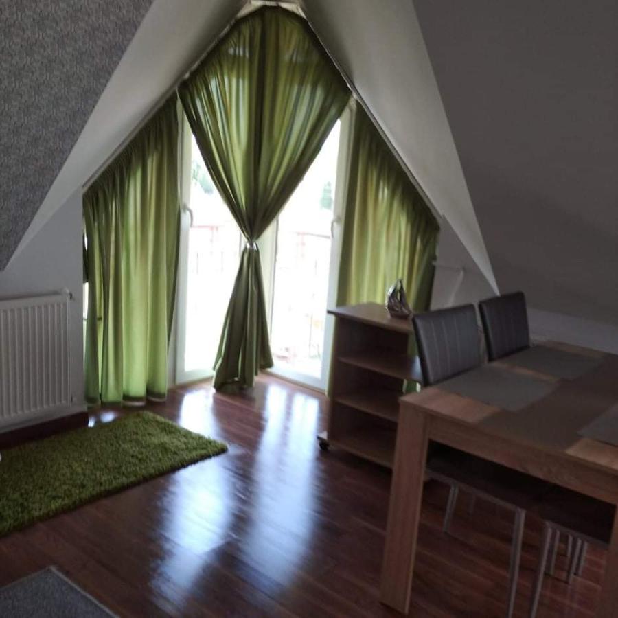 Tahiti Apartman Hajdúszoboszló Zewnętrze zdjęcie