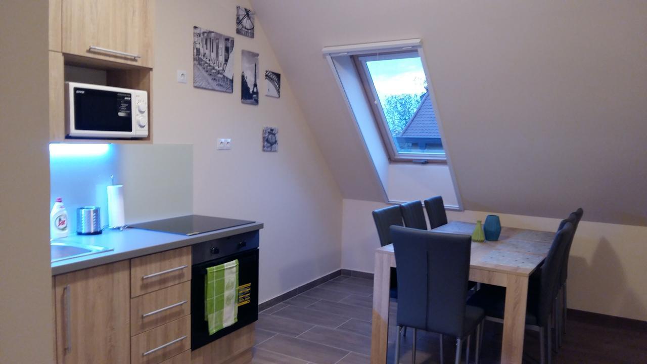 Tahiti Apartman Hajdúszoboszló Zewnętrze zdjęcie