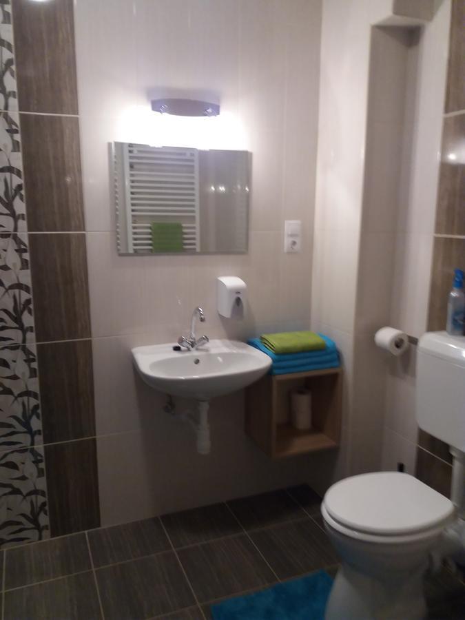 Tahiti Apartman Hajdúszoboszló Zewnętrze zdjęcie
